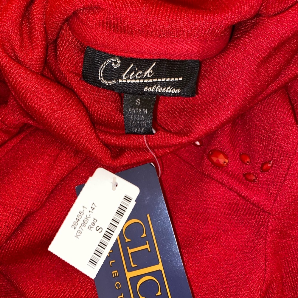 New Red Sweater - Picture 4 of 4